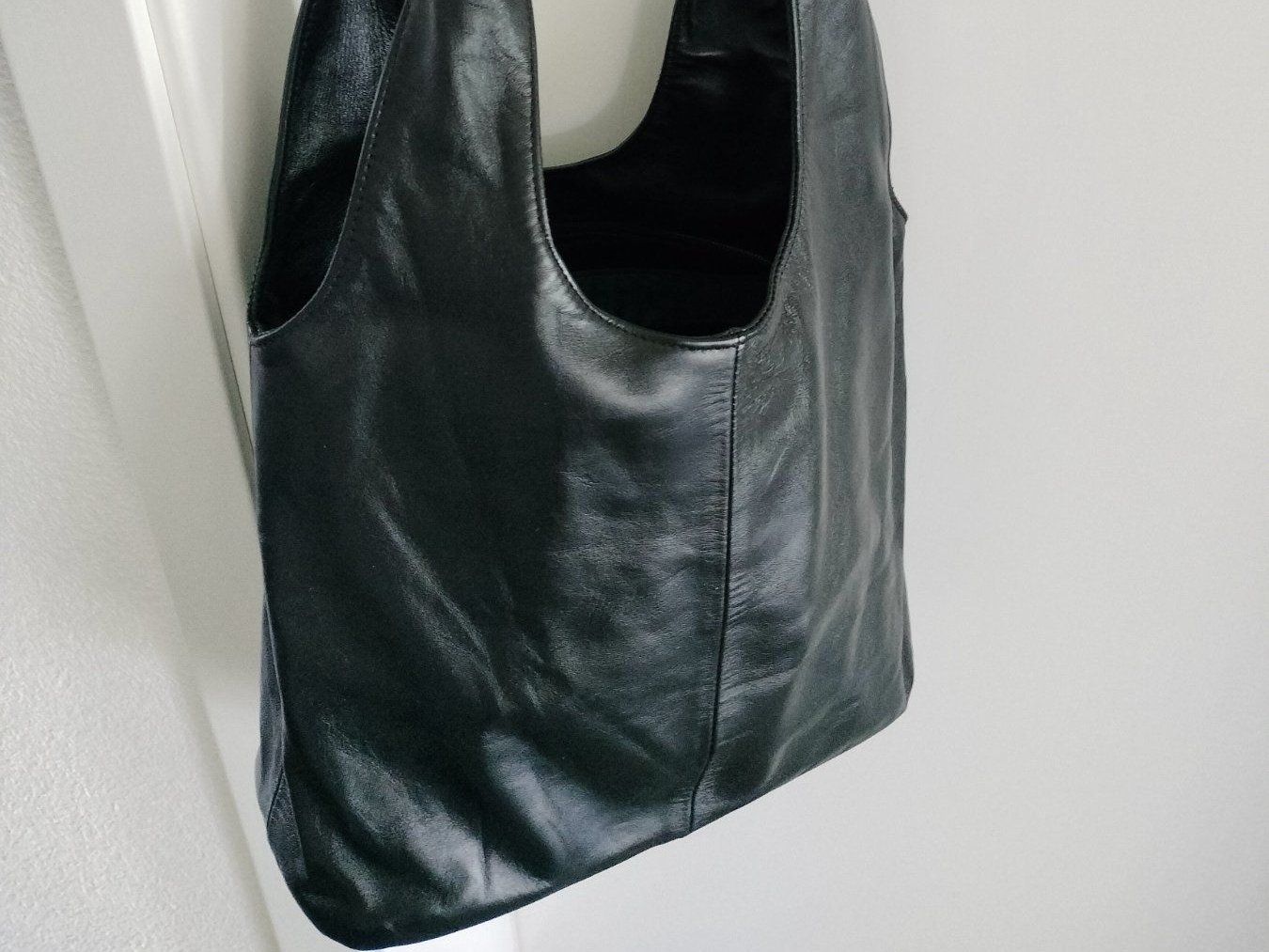 Borse da donna: Handtasche aus Leder – Nuovo (secondo la descrizione) da Gerzensee venduto da monika.lopez 1
