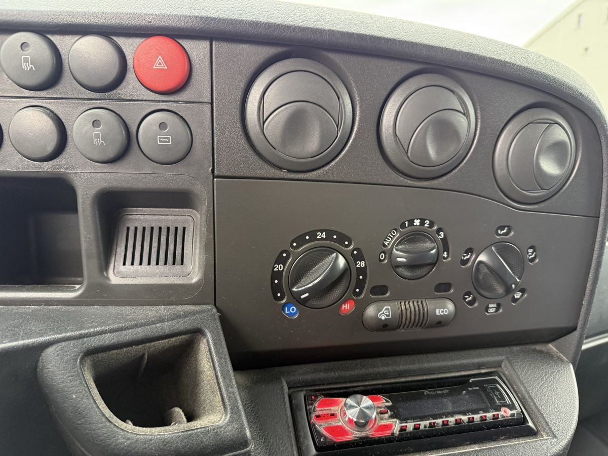 Iveco Véhicules utilitaires: IVECO DAILY 35S17 Hebebühne  – D'occasion à Amriswil par dombu 7