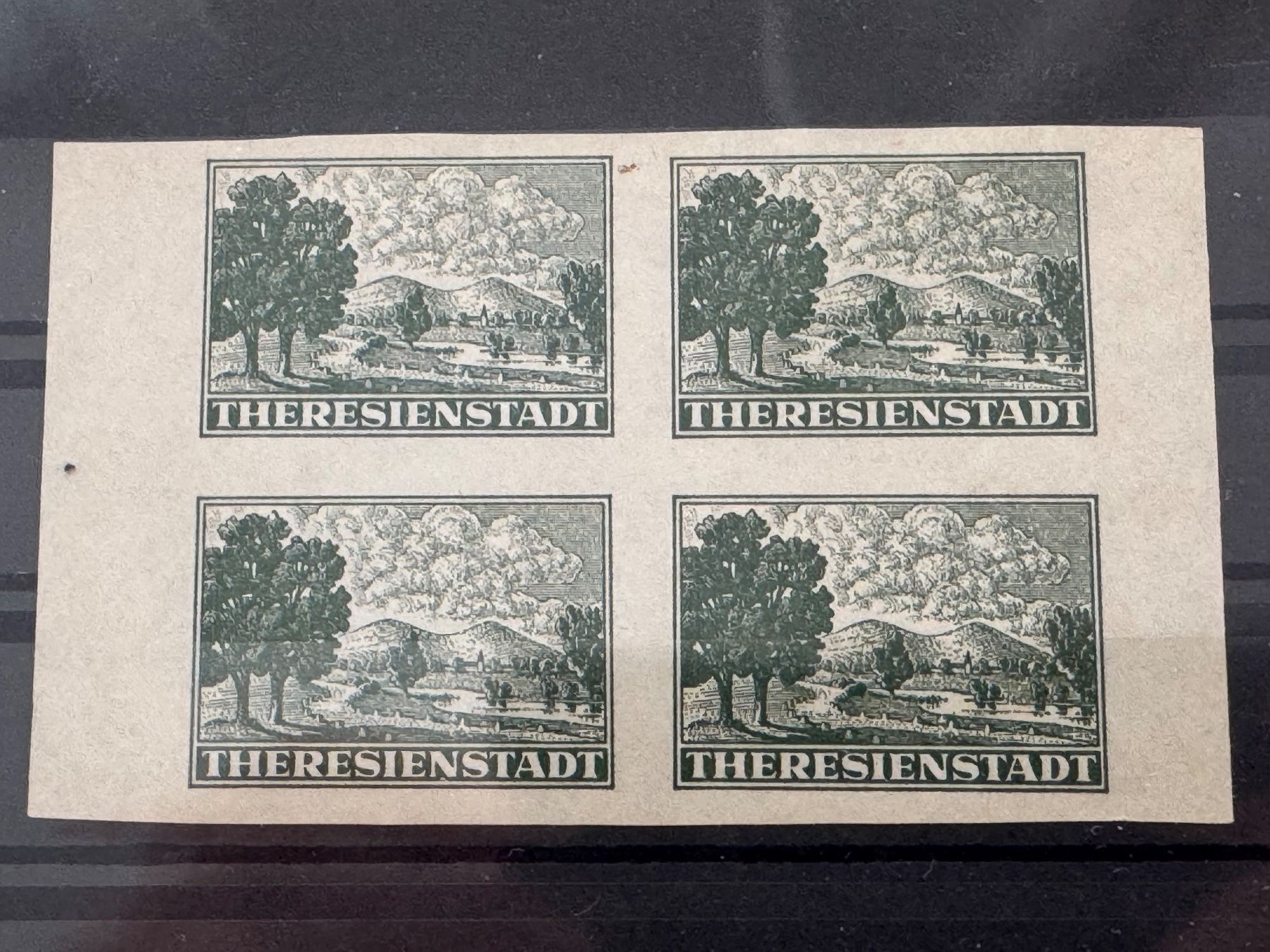 Tutti i francobolli: Theresienstadt, Viererblock, selten – Usato da Romanshorn venduto da luxcollect