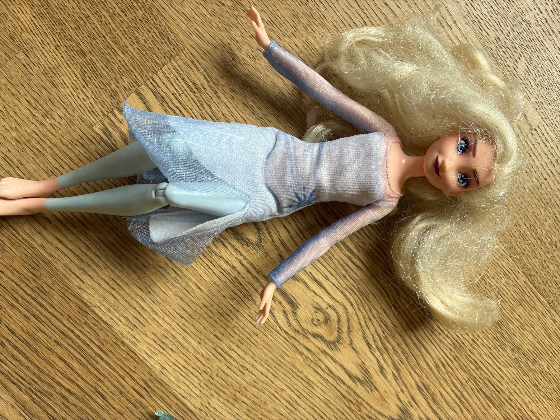 Disney Puppen: Elsa Barbie Puppe – Gebraucht aus Liebefeld von dschegi