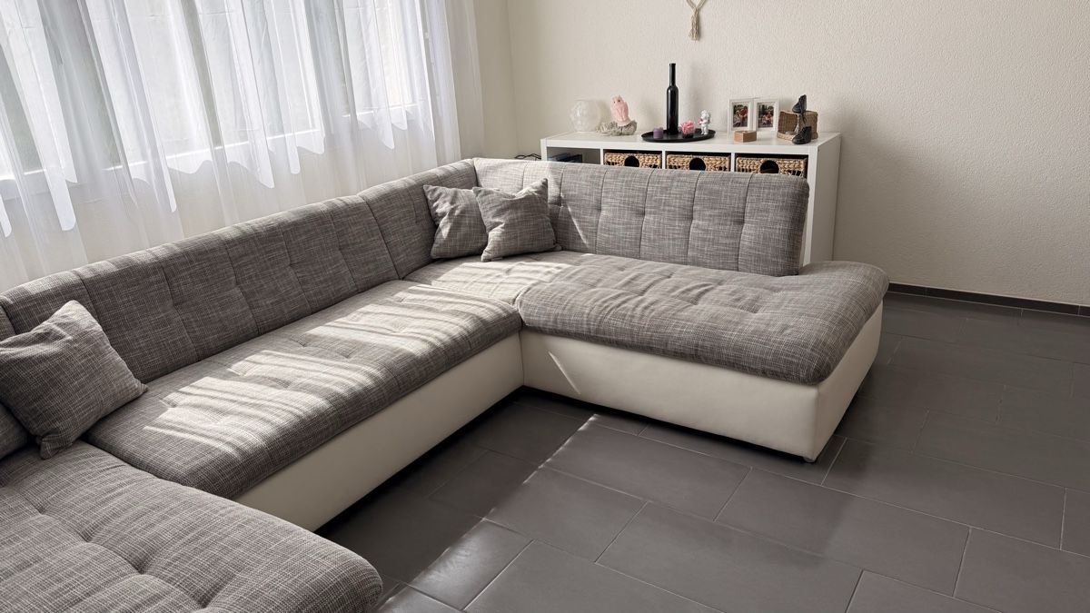 Sofas: Moderne U-Form Wohnlandschaft mit Bettfunktion – Gebraucht aus Alchenflüh von Scoobydoo6 2