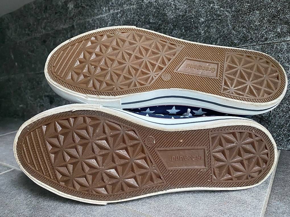 Scarpe da uomo: Schuhe Gr. 39 USA Flagge – Usato da Oetwil an der Limmat venduto da Prinzaessli123 2