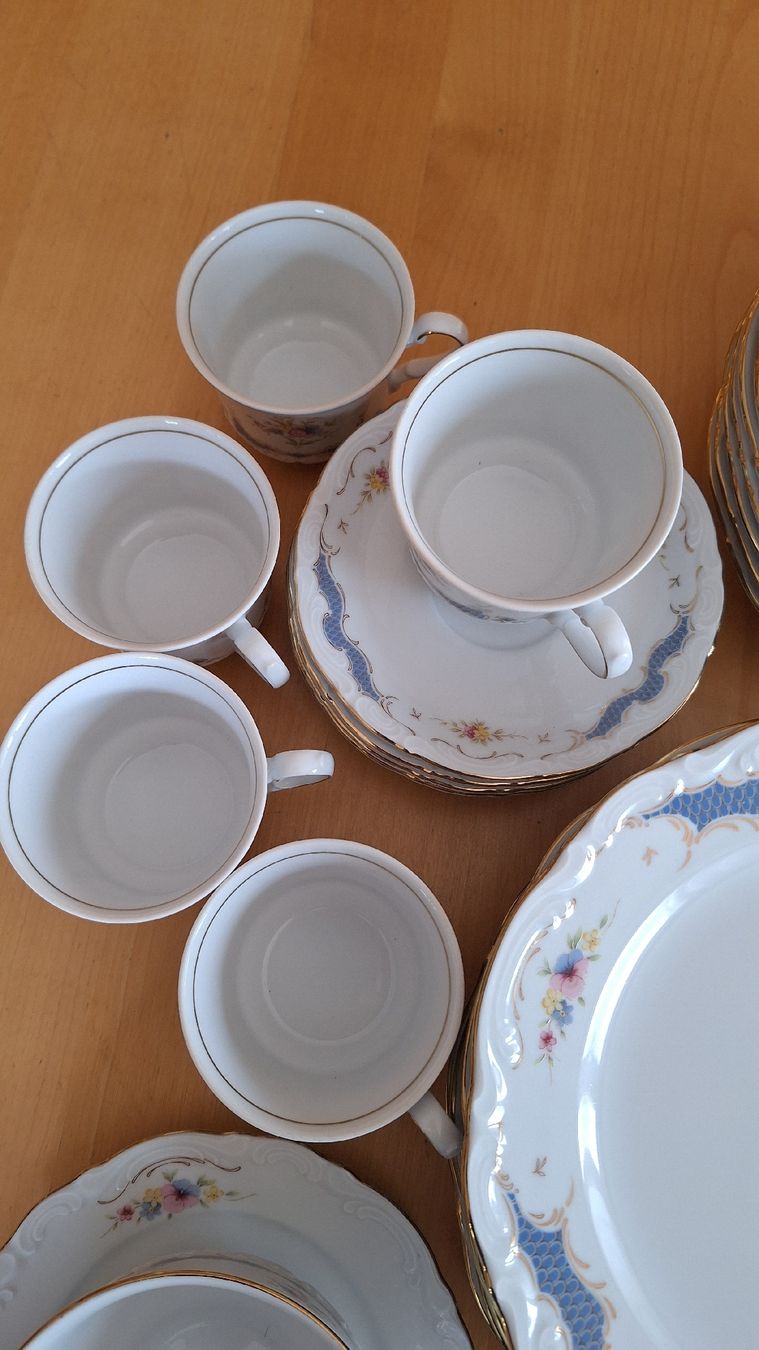 Set di piatti: 33 teiliges Geschirrset Mitterteich AG – Usato da Bönigen venduto da saft195619 4
