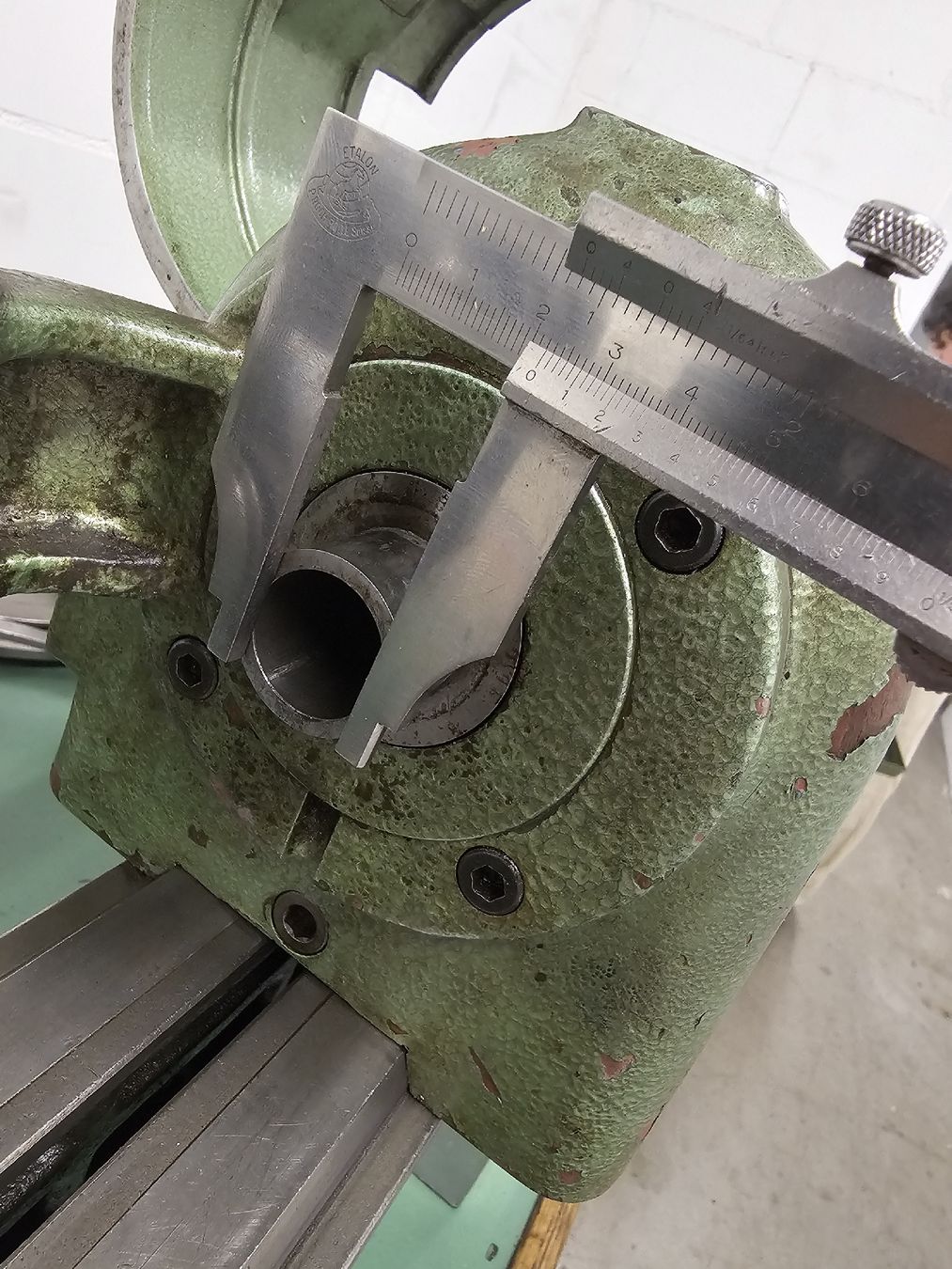 Schaublin Altro per industria metallurgica: Schaublin Spindelstock – Usato da Biel/Bienne venduto da Switzerland92 3