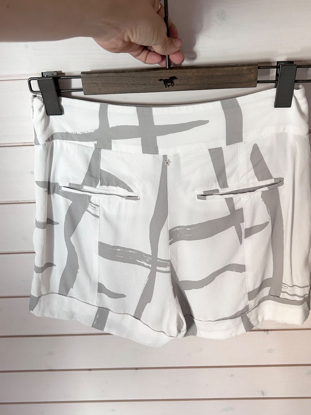Pantaloni: Lorena Antoniazzo Shorts - Gr. 34 – Usato da Illnau venduto da Monkky 5
