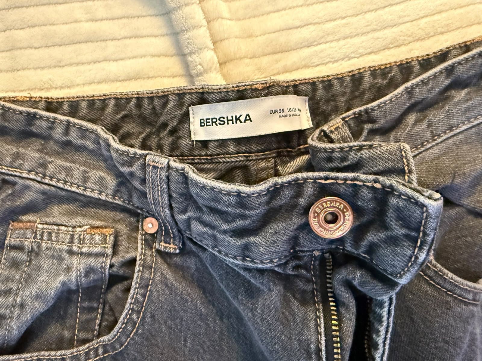 Bershka Jeans: jeans Bershka Pull&Bear – Usato da Stein AG venduto da lup_yk2h 5