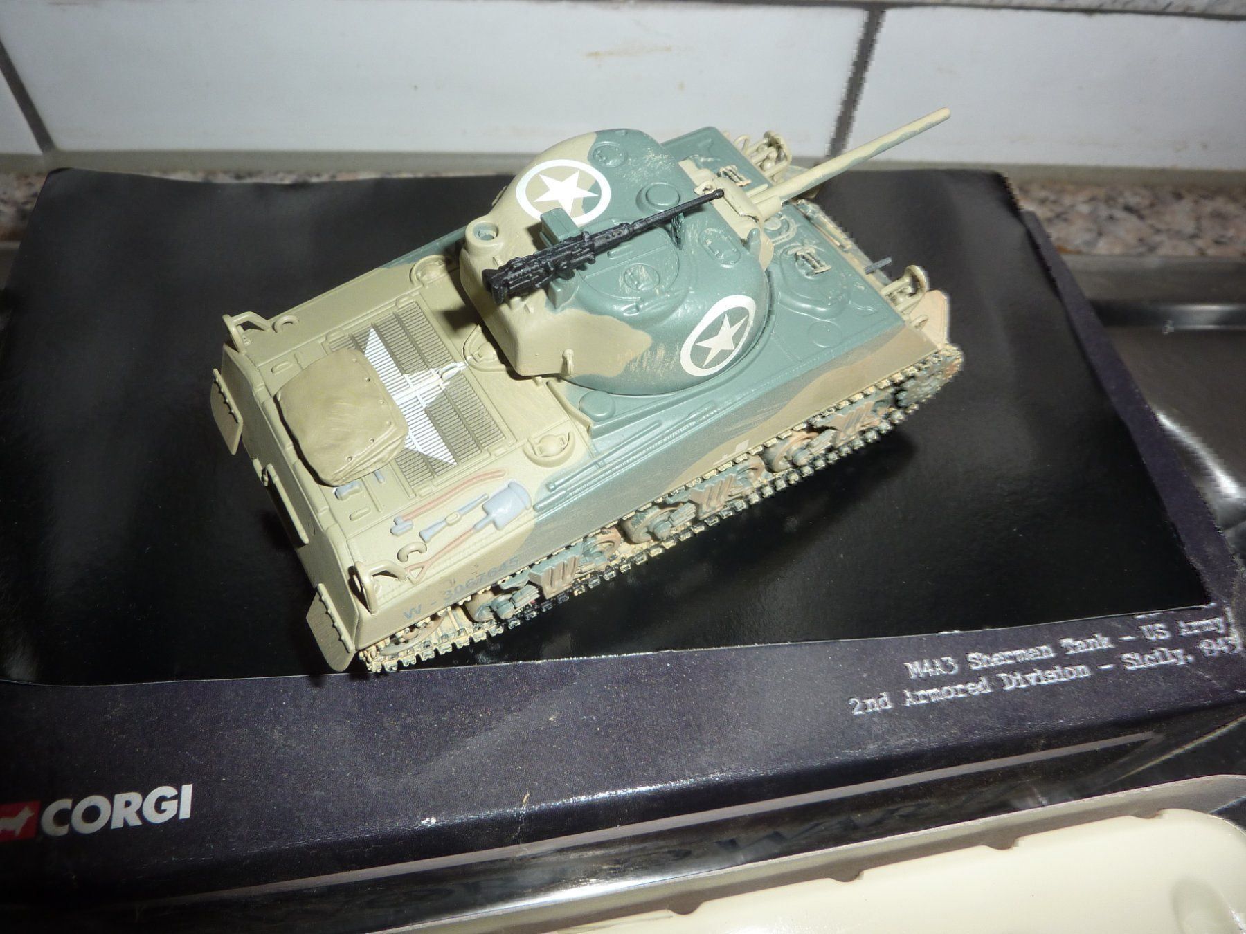Kit di modellismo & Modellini statici: SHERMAN – Nuovo e nell'imballaggio originale da Balsthal venduto da bouteliee 2