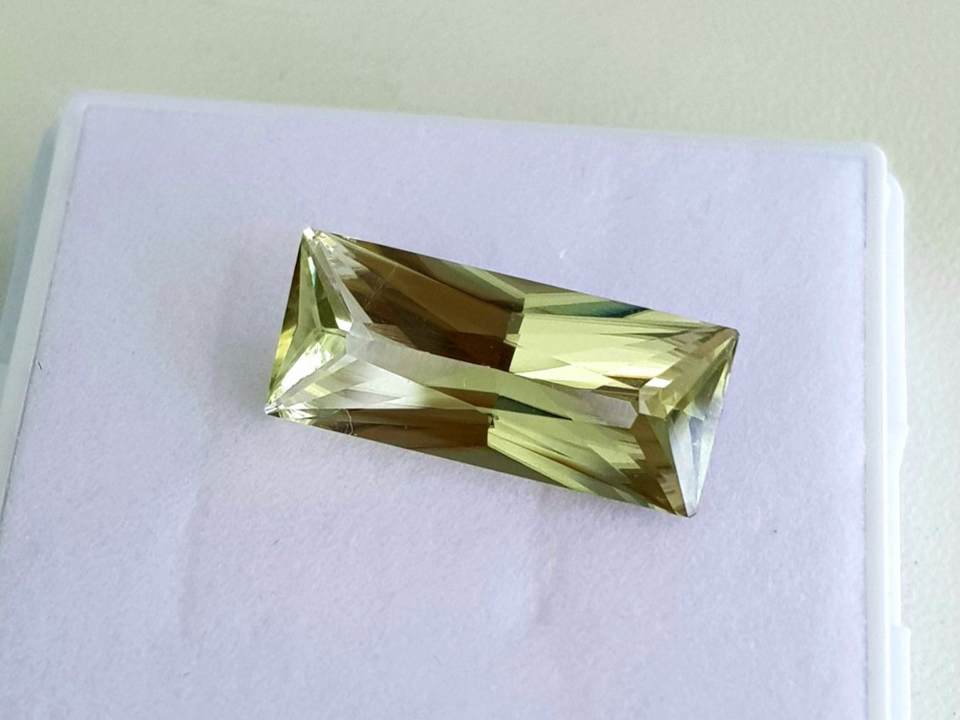Pietre preziose: Csarite,Diaspore Mit Certifikat – Nuovo e nell'imballaggio originale da Wolhusen venduto da toni079 8