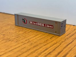 L2425: Container (Spur N)