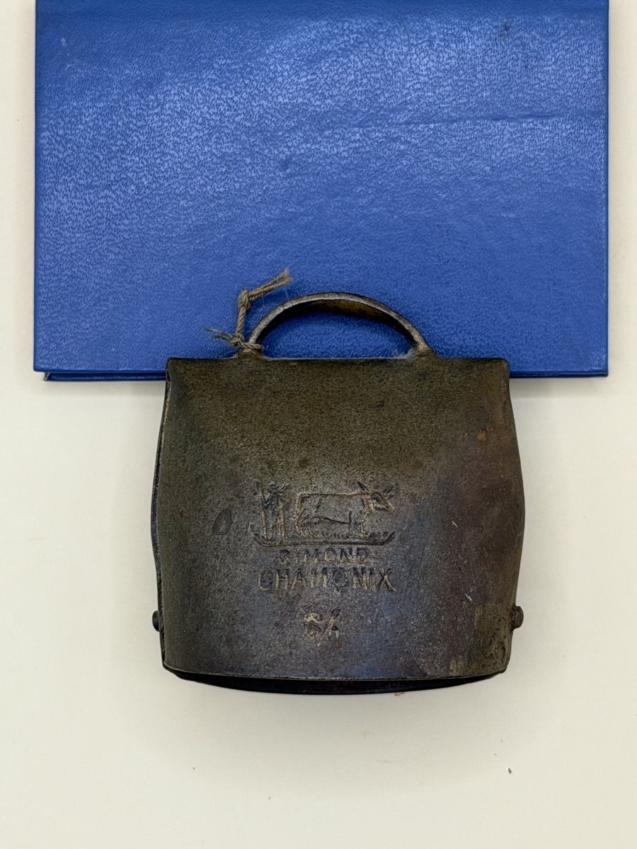 Chamonix Campanacci mucche: Alte Kuhglocke Simond Chamonix Original Glocke – Usato da Genève venduto da sho_67qj
