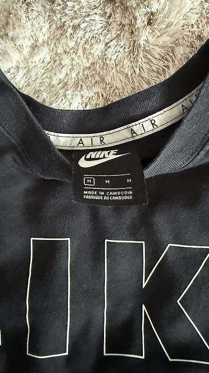 Nike T-shirt: Neues Nike Shirt Grösse M – Usato da Frauenfeld venduto da sarahmaracara 2