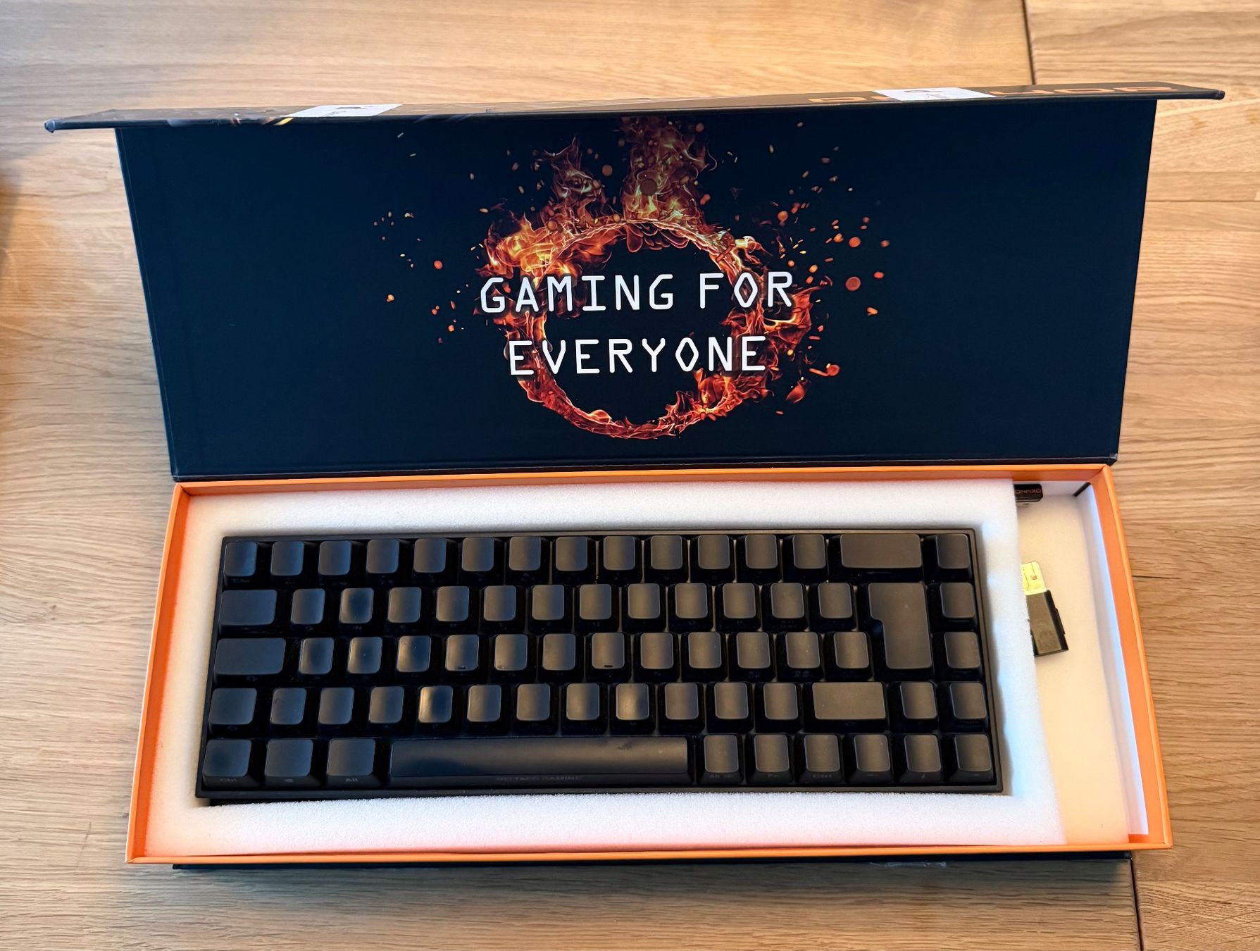 Tastiere: DELTACO GAMING - WIRELESS KEYBOARD - MODEL NR: GAM - 100 – Usato da Dietikon venduto da gab_qz7y 2