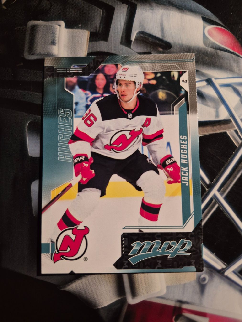 NHL Cartes à collectionner: NHL Jack Hughes New Jersey Devils – D'occasion à Treiten par Sauber73