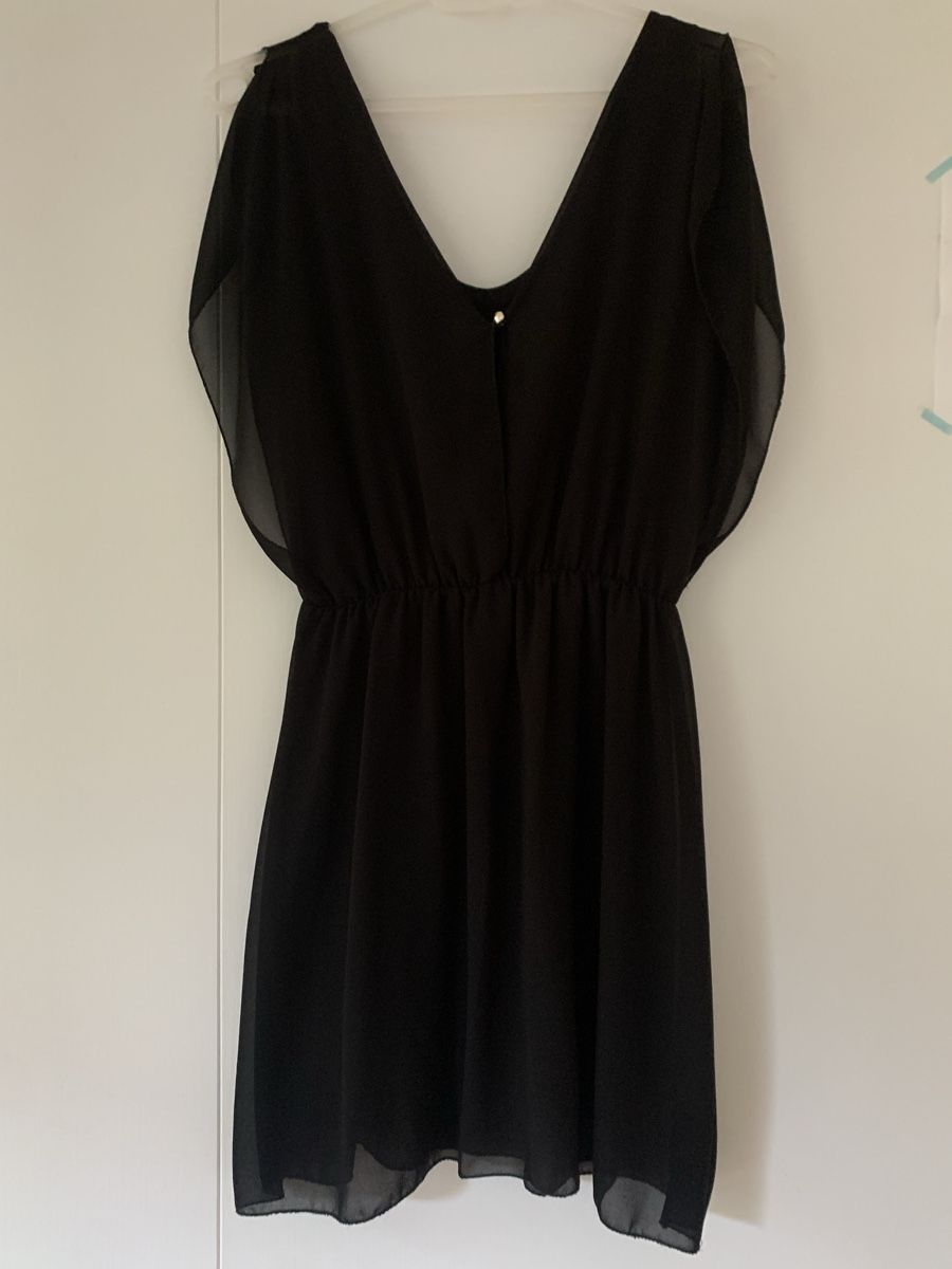 Kleider: Black short dress size M V-neck  – Neu (gemäss Beschreibung) aus Zürich von ama_k88c 1
