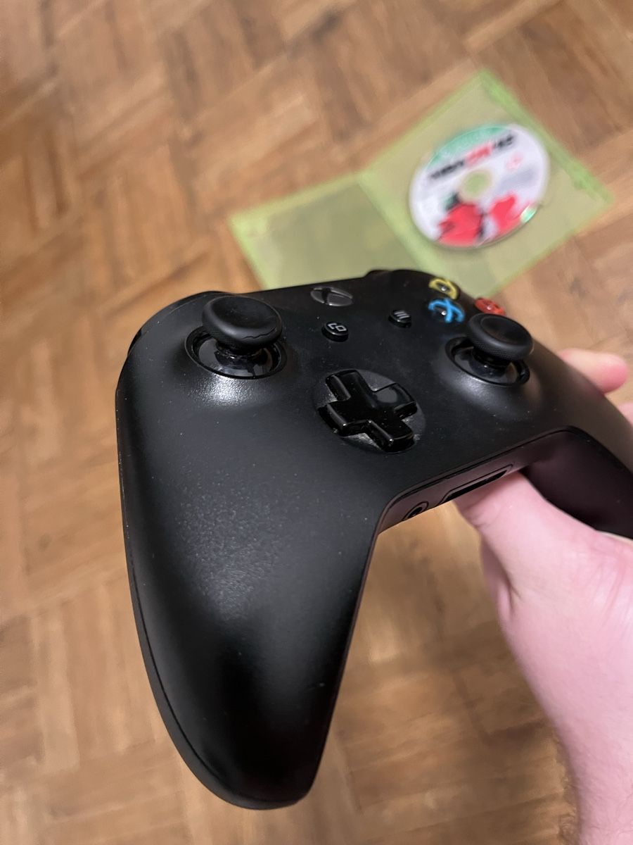 Microsoft Controller: Xbox One Wireless Controller - Black + Game NBA2K18 – Usato da Bodio TI venduto da P1rateK1n9 3