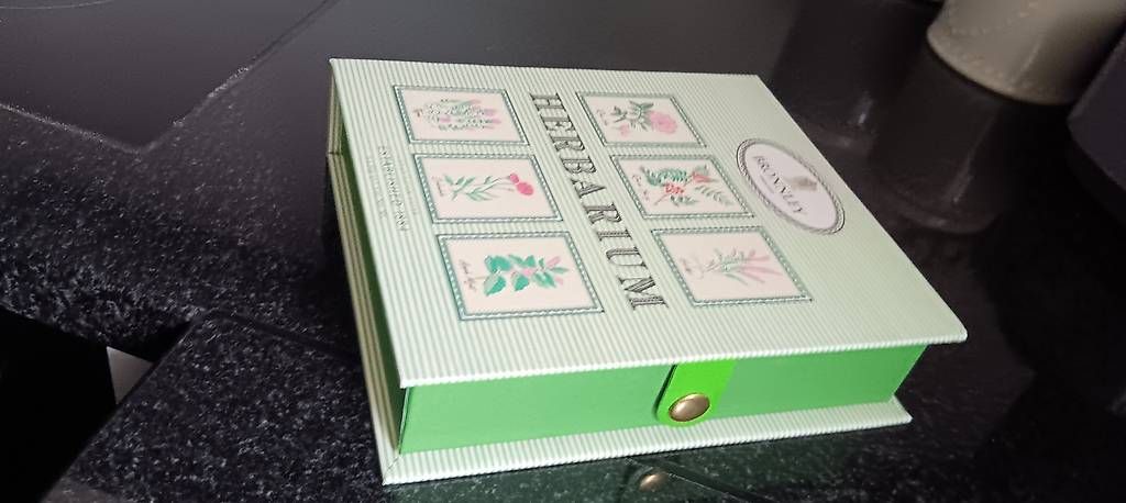 Doccia: Neues Herbarium Seifen 6er-Set  – Usato da Staufen venduto da mar_wf6r 3