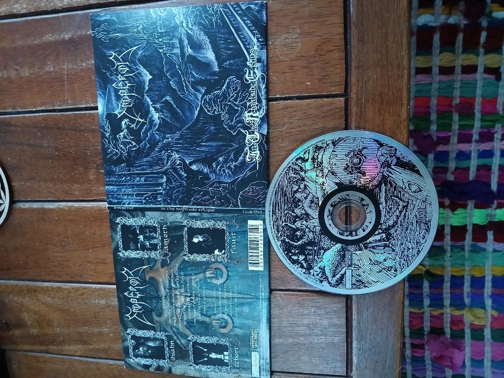CD: emperor- in the nightside...(cardboard sleeve) – Usato da St-Cergue venduto da VeganWarrior
