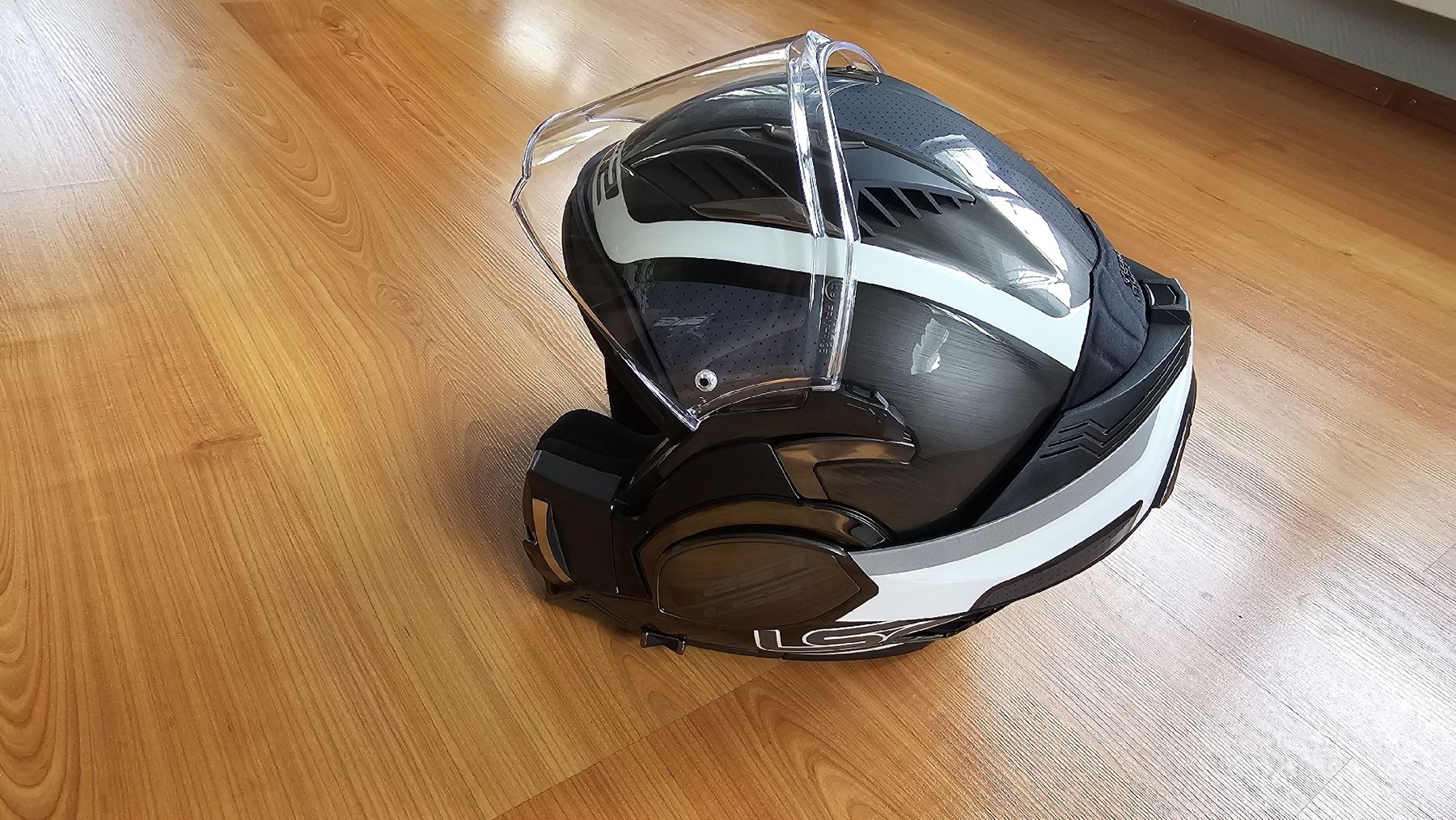 Caschi & visiere: Motorradhelm LS2 – Nuovo (secondo la descrizione) da Embrach venduto da nic_2mr9 1