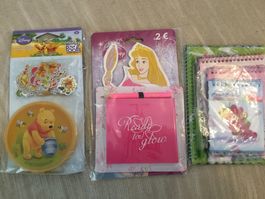 Sticker und 2 Schreibsets