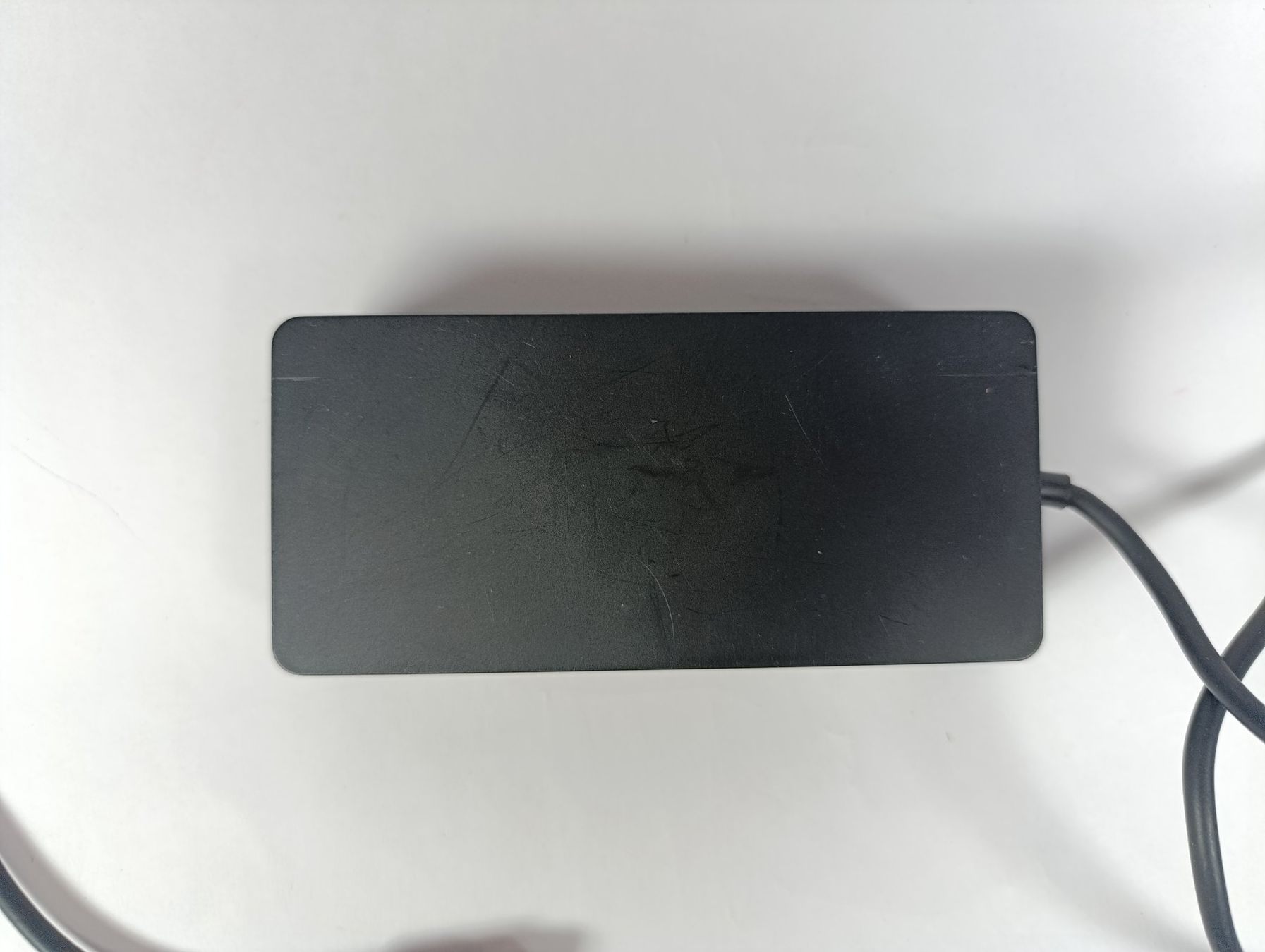 Microsoft Docking station: Docking station 1661 + alimentation pour Microsoft Surface – D'occasion à Thielle par Plusvalue_Neuchatel 5