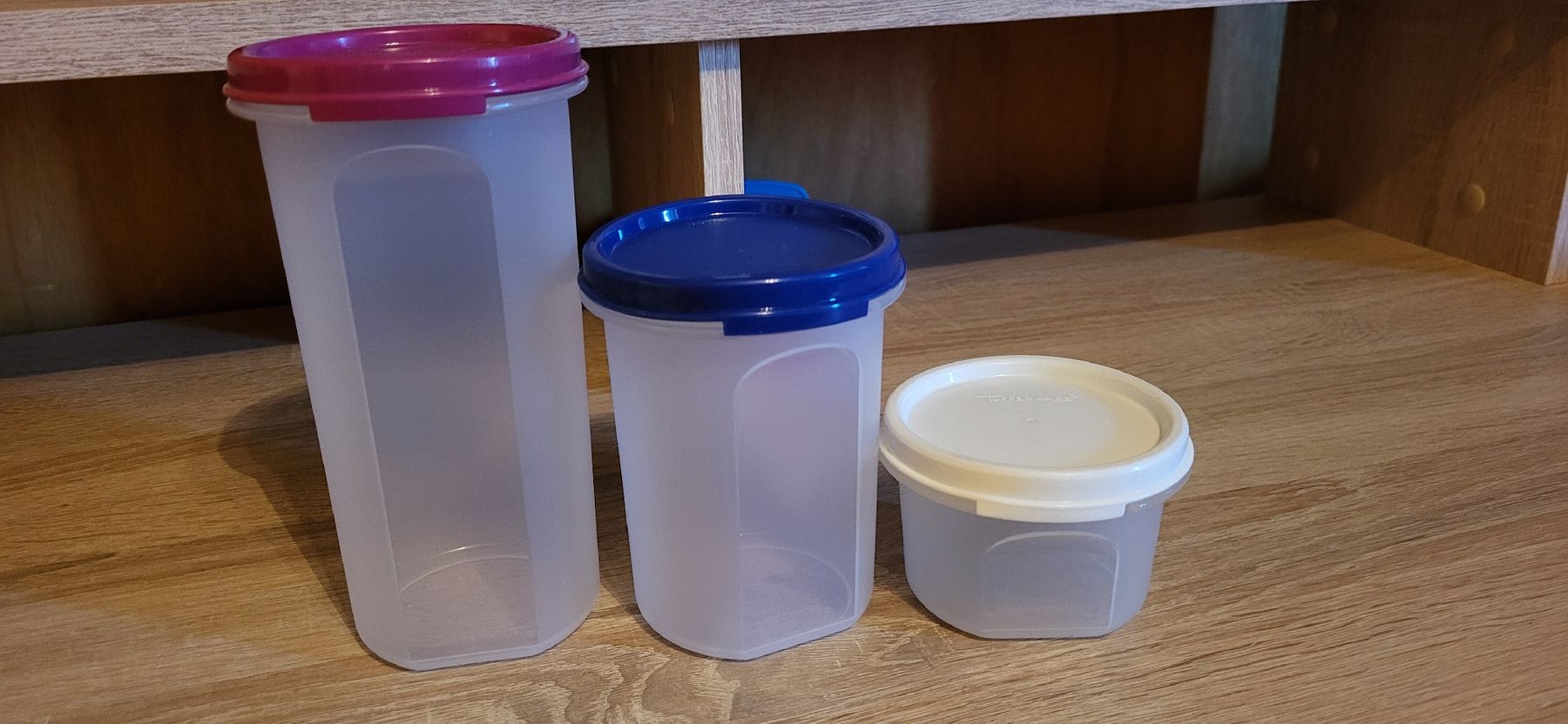 Tupperware Contenitori & Simili: 3 Tupper Rondolino – Nuovo (secondo la descrizione) da Schweizersholz venduto da fuchs06 1