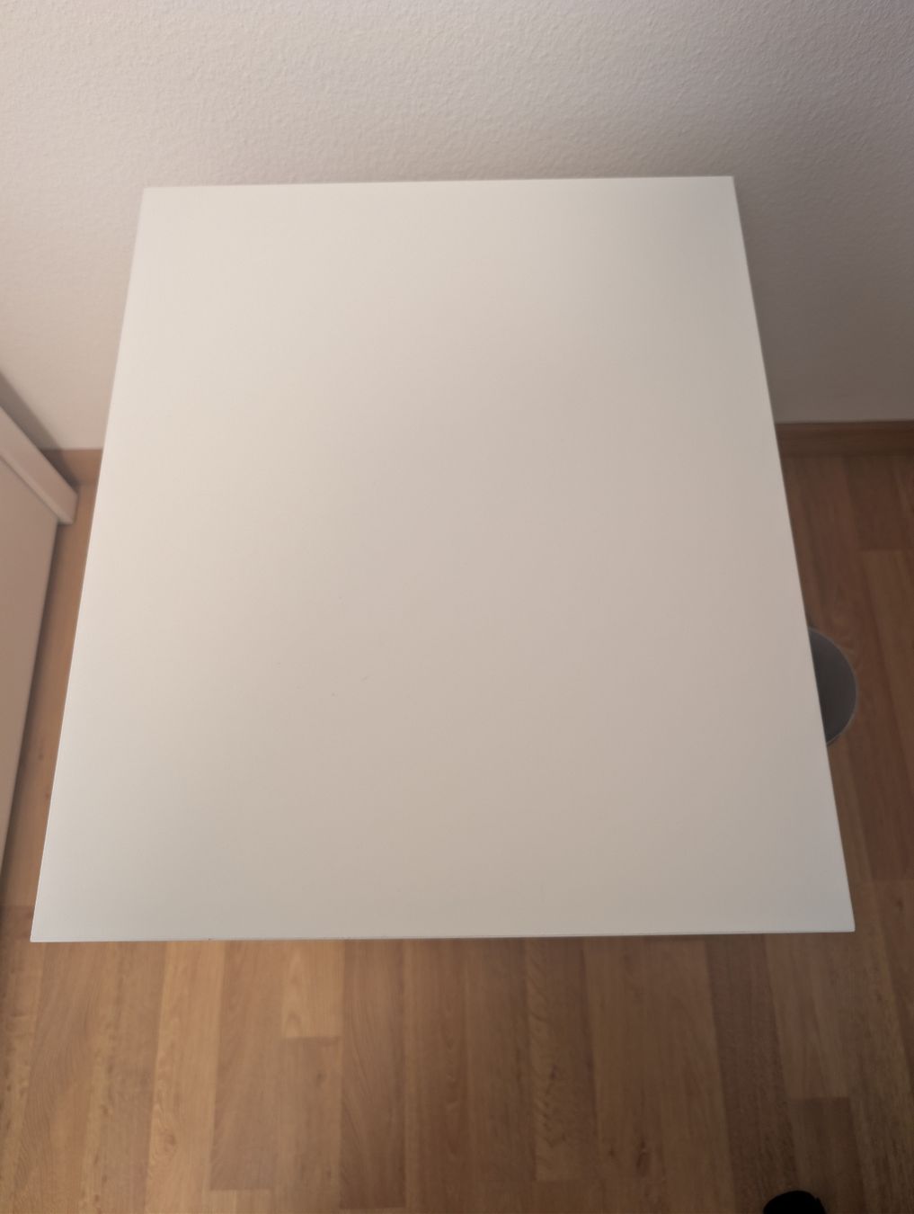Ikea Comodini: 2 IKEA MALM white bedside table with 2 drawers – Usato da Zürich venduto da zai_2kss 2
