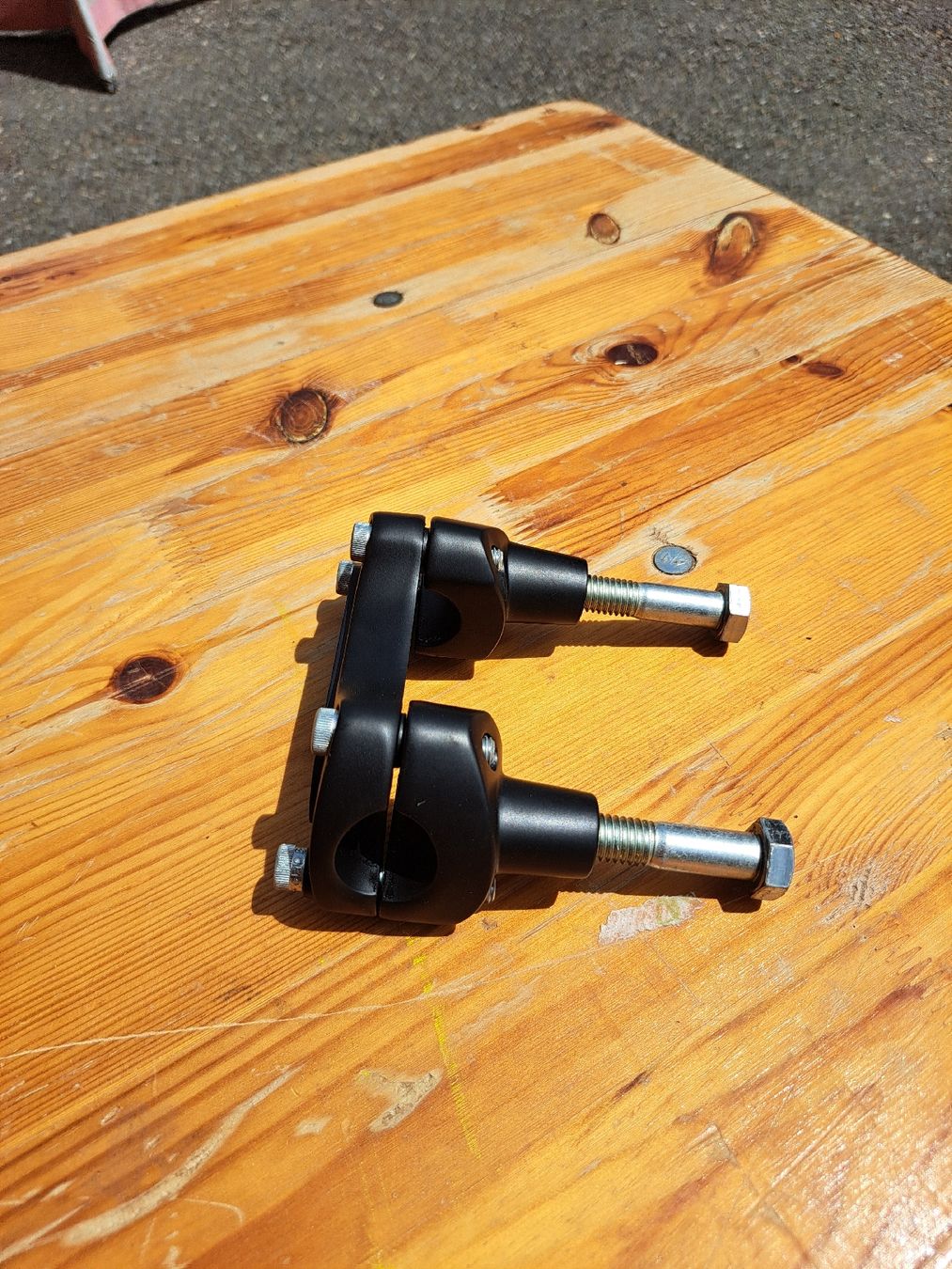 Harley-Davidson Alle Motorradersatzteile: Harley-Davidson Riser schwarz – Gebraucht aus Jona von Crazy_l 2