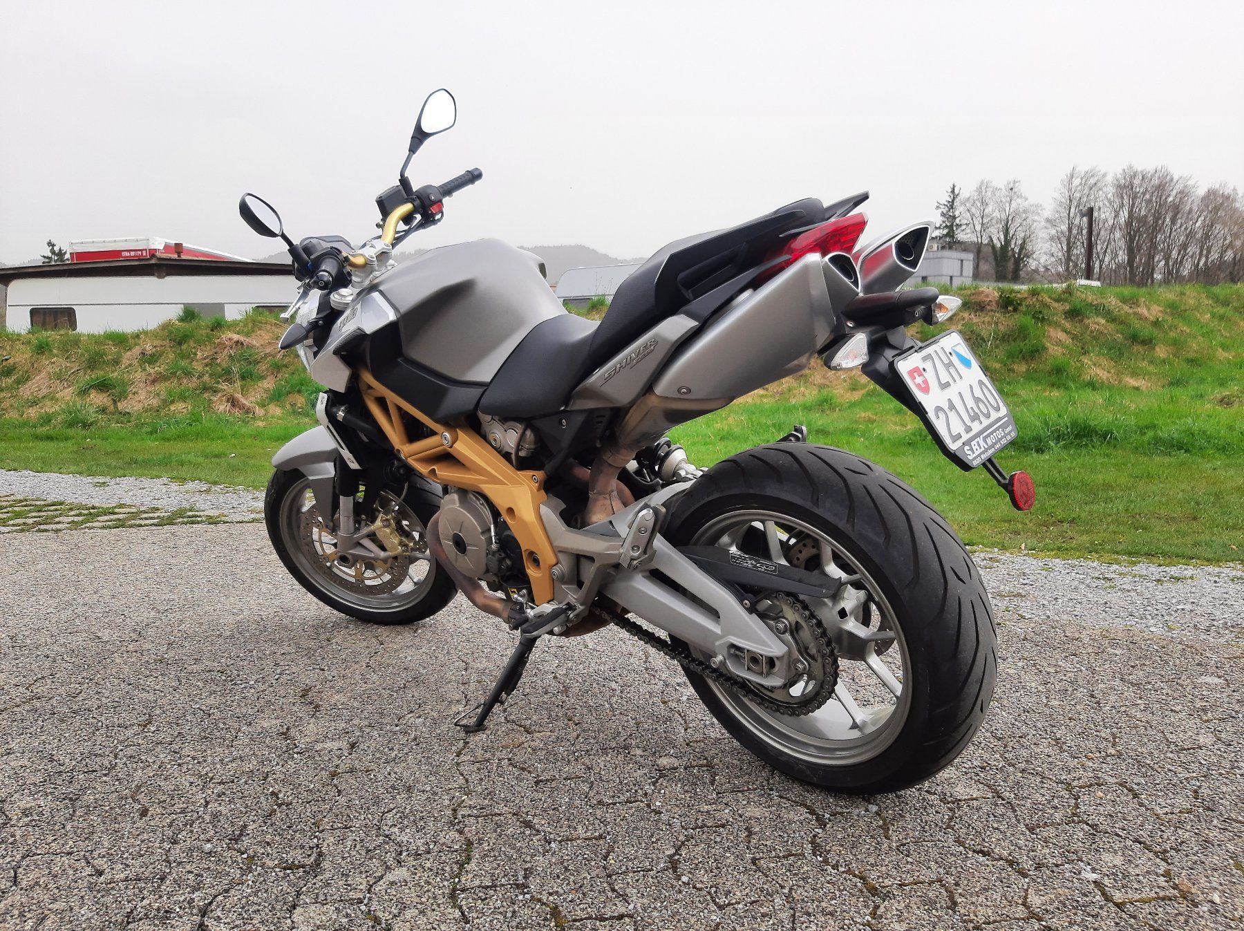 Aprilia Route: Aprilia Shiver 750 – D'occasion à Wetzikon ZH par Fradul 1