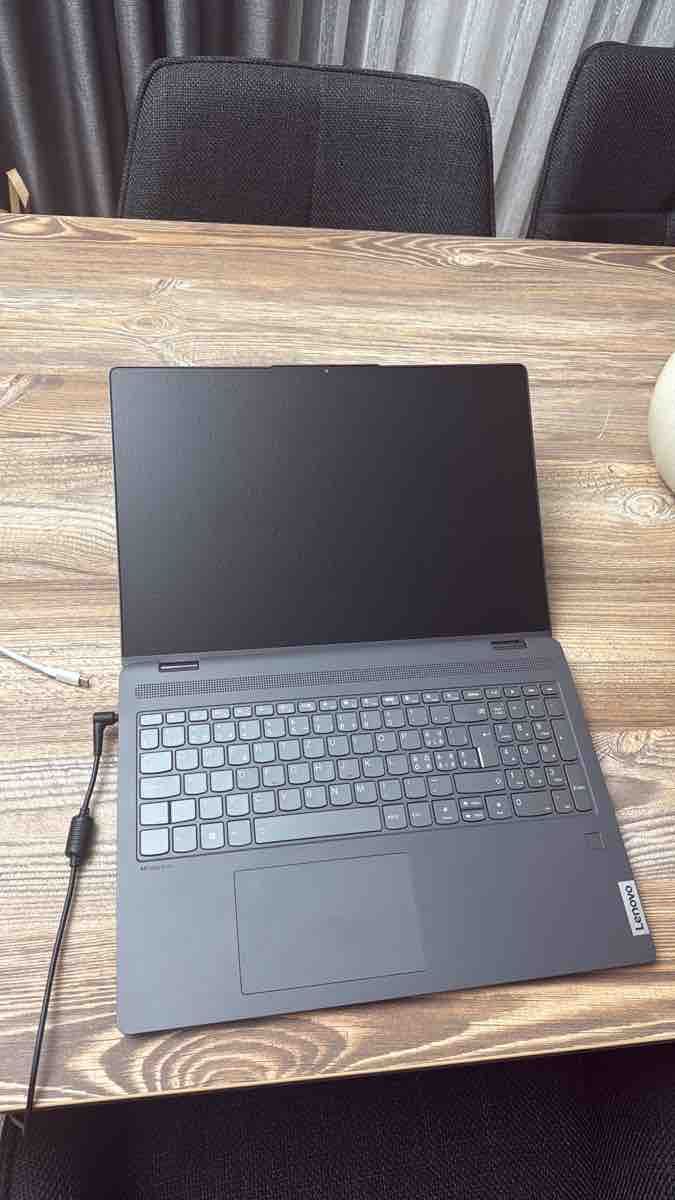Lenovo Notebooks: Lenovo Laptop Gebraucht – Gebraucht aus Burgdorf von den_7mzt