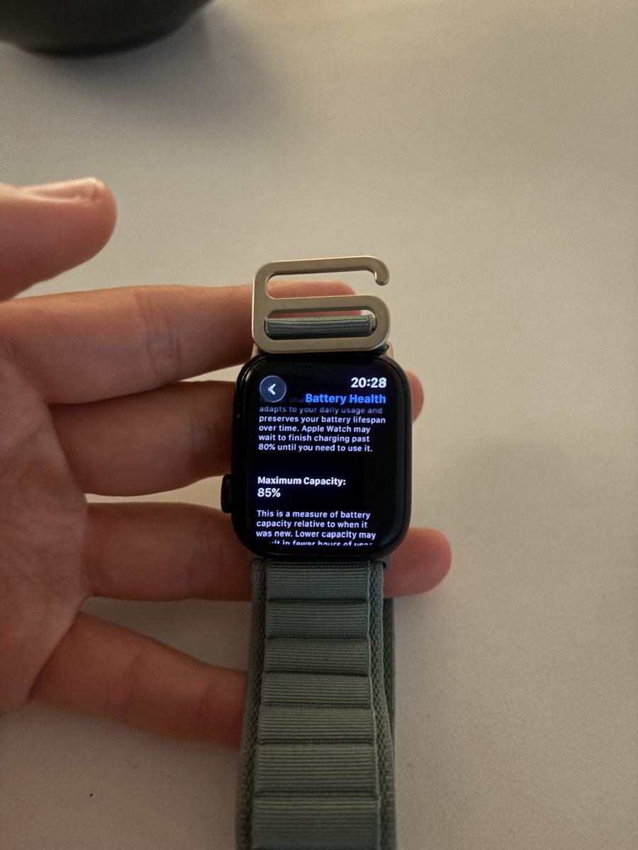 Apple Smartwatch: Apple Watch Series 8 41mm – Usato da Zürich venduto da von_sj9s 2
