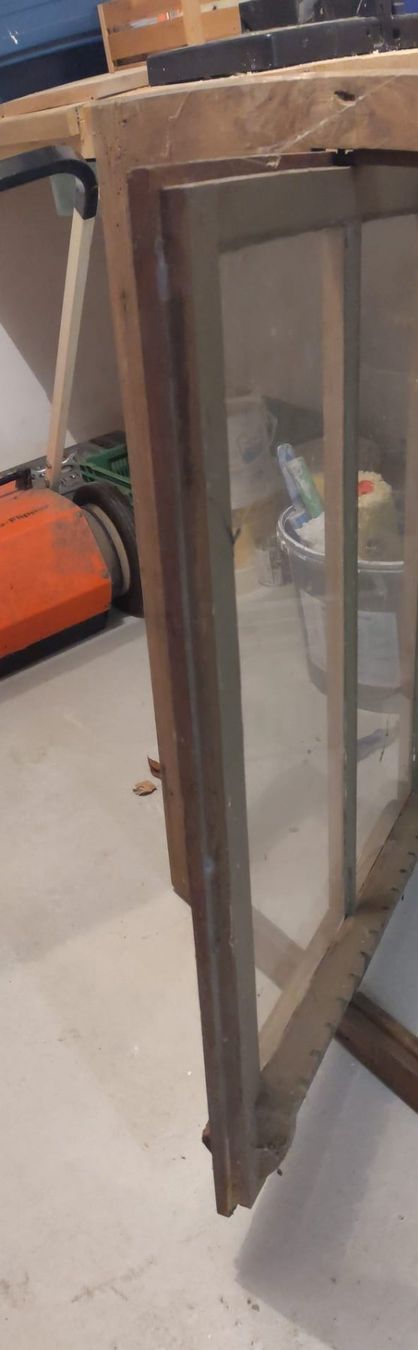 Finestre: Holzfenster drehbar – Usato da Zell LU venduto da gas_q8gc 3