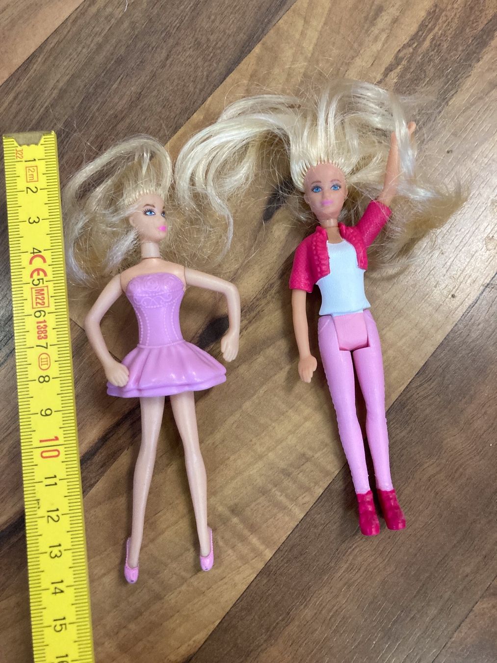 Bambole: 9 Barbie-Puppen – Usato da Schötz venduto da Jekyll666 8