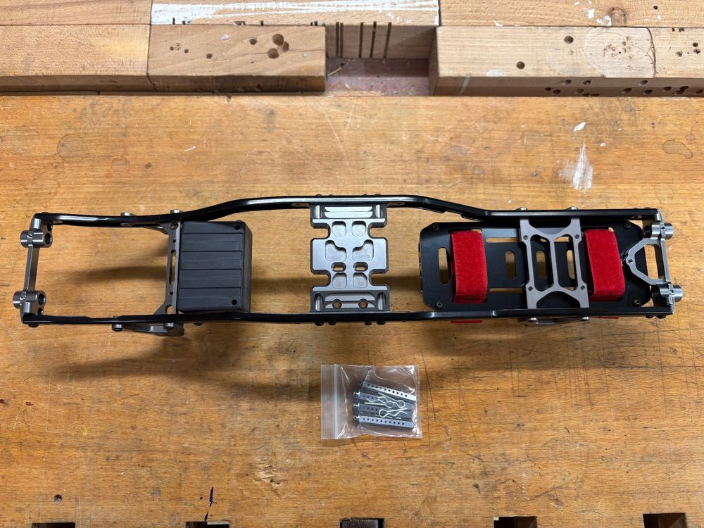 Axial RC Modellbau: RC Crawler Axial SCX10 Chassis (Alu-Tuning) – Neu (gemäss Beschreibung) aus Winterthur von RC-Brocki 2