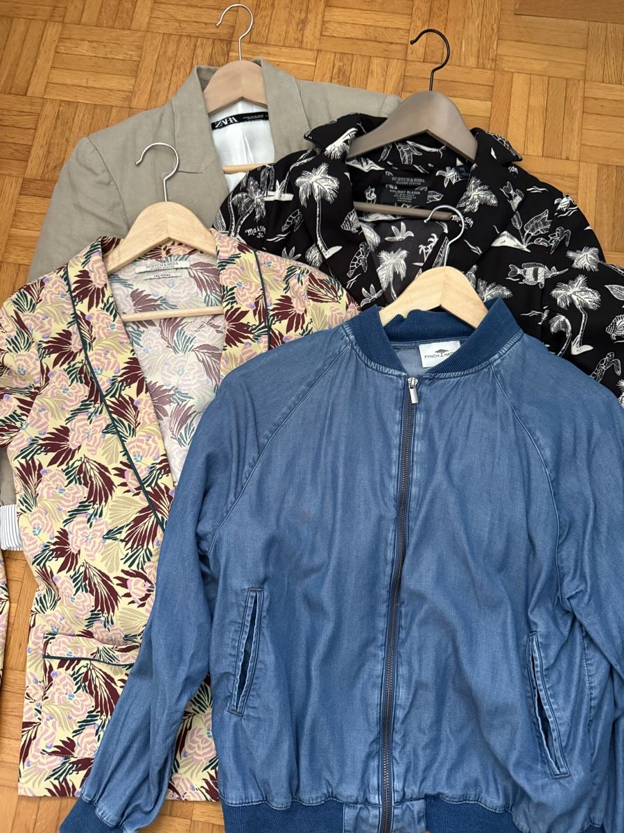 Jacken: Blaiser / Jäckchen - Paket – Gebraucht aus Oberglatt ZH von sam_vs55