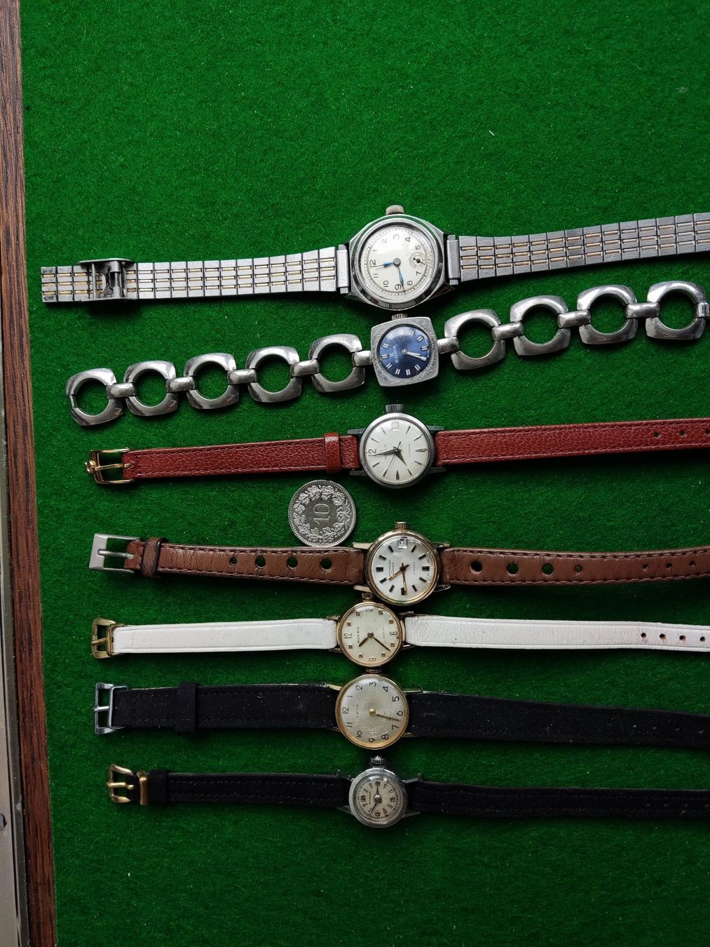 Orologi: Lot de 7 montres dame – Usato da Genève venduto da eol01