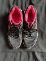 Skechers course roses et noires - T40