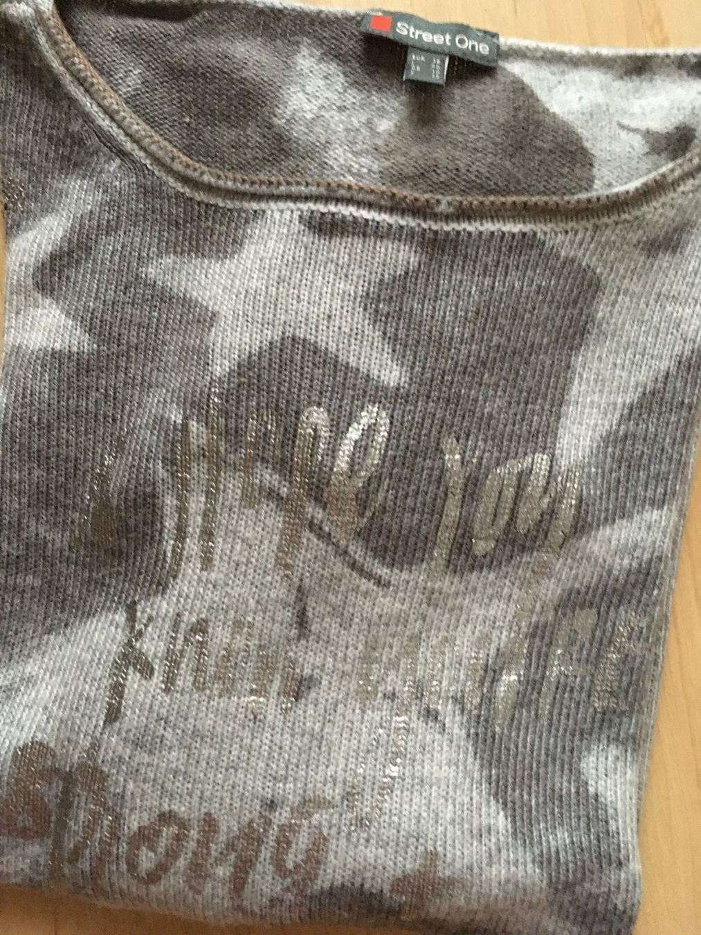 Pullover & Sweatshirts: Pulli mit Wording Street One Gr.36 – Gebraucht aus Muotathal von robin40 2