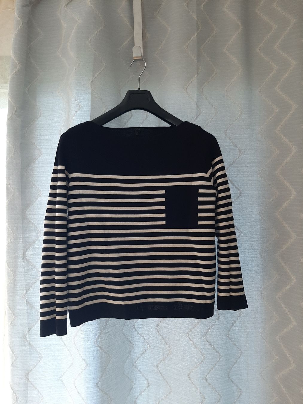 Cos Maglioni & Felpe: Pull marin COS rayé noir et blanc taille M – Usato da Aubonne venduto da erinrose 1