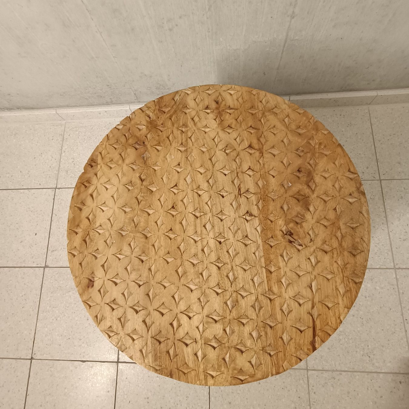 Tische: Beistelltisch Massivholz – Gebraucht aus Winterthur von silvanscherrer 1