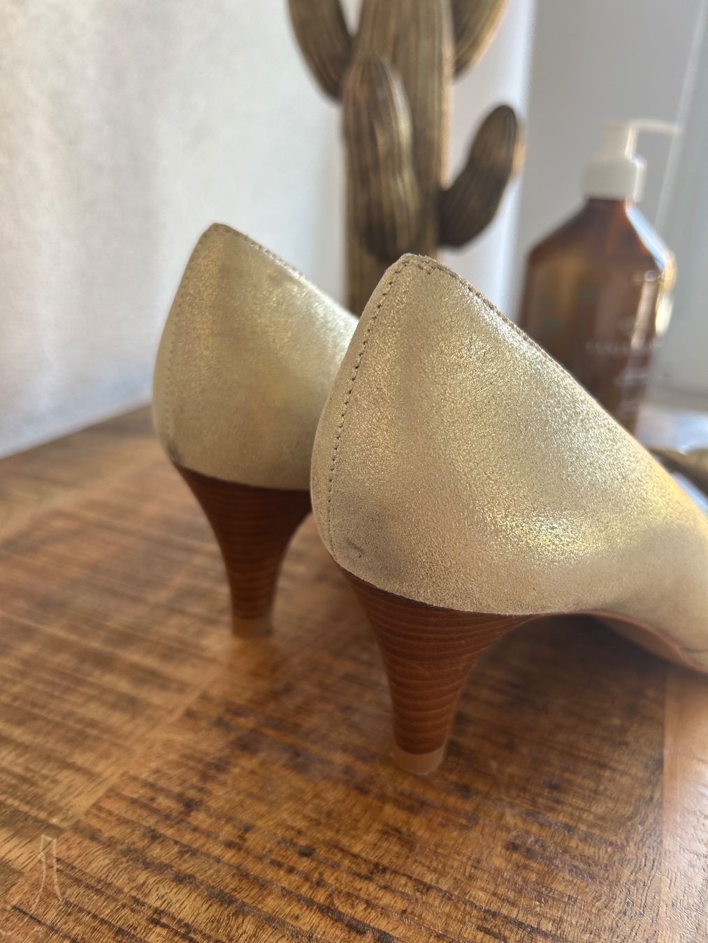Scarpe da donna: Sézane Gold Ledersandalen Grösse 40 – Usato da Illnau venduto da Monkky 4