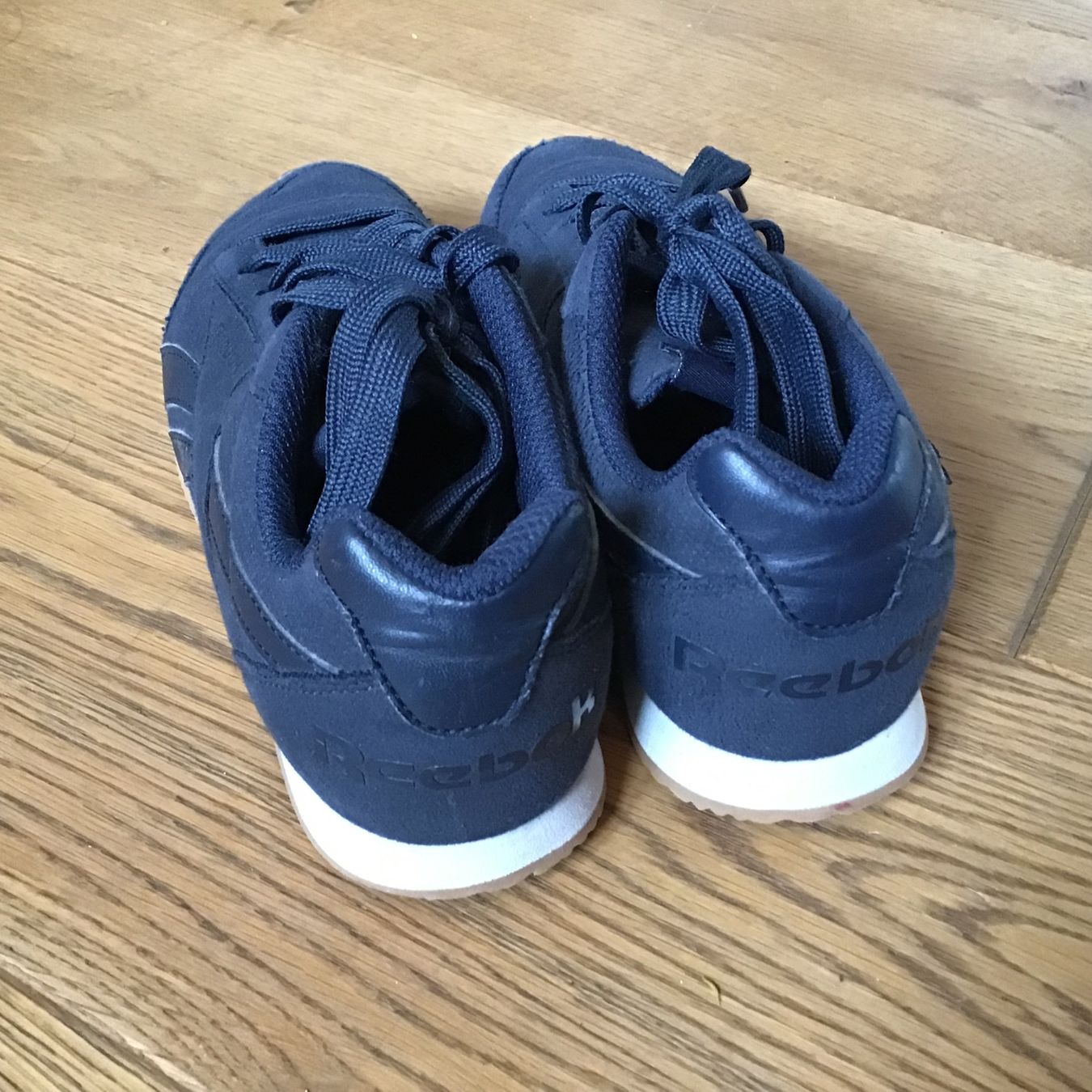 Reebok Scarpe da donna: Reebok Sneaker, Grösse 35 – Usato da Rotkreuz venduto da GerberaSpider08 1