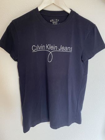T-shirt Calvin Klein Jeans bleu taille S