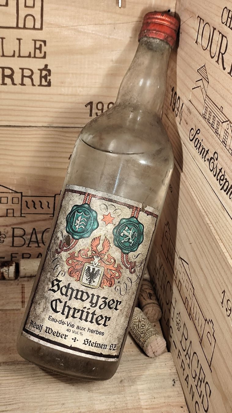 Spirituosen: Schwyzer Chrüter Kräuterschnaps 40 Vol% Vintage – Gebraucht aus Büsserach von Vintage-vins 1