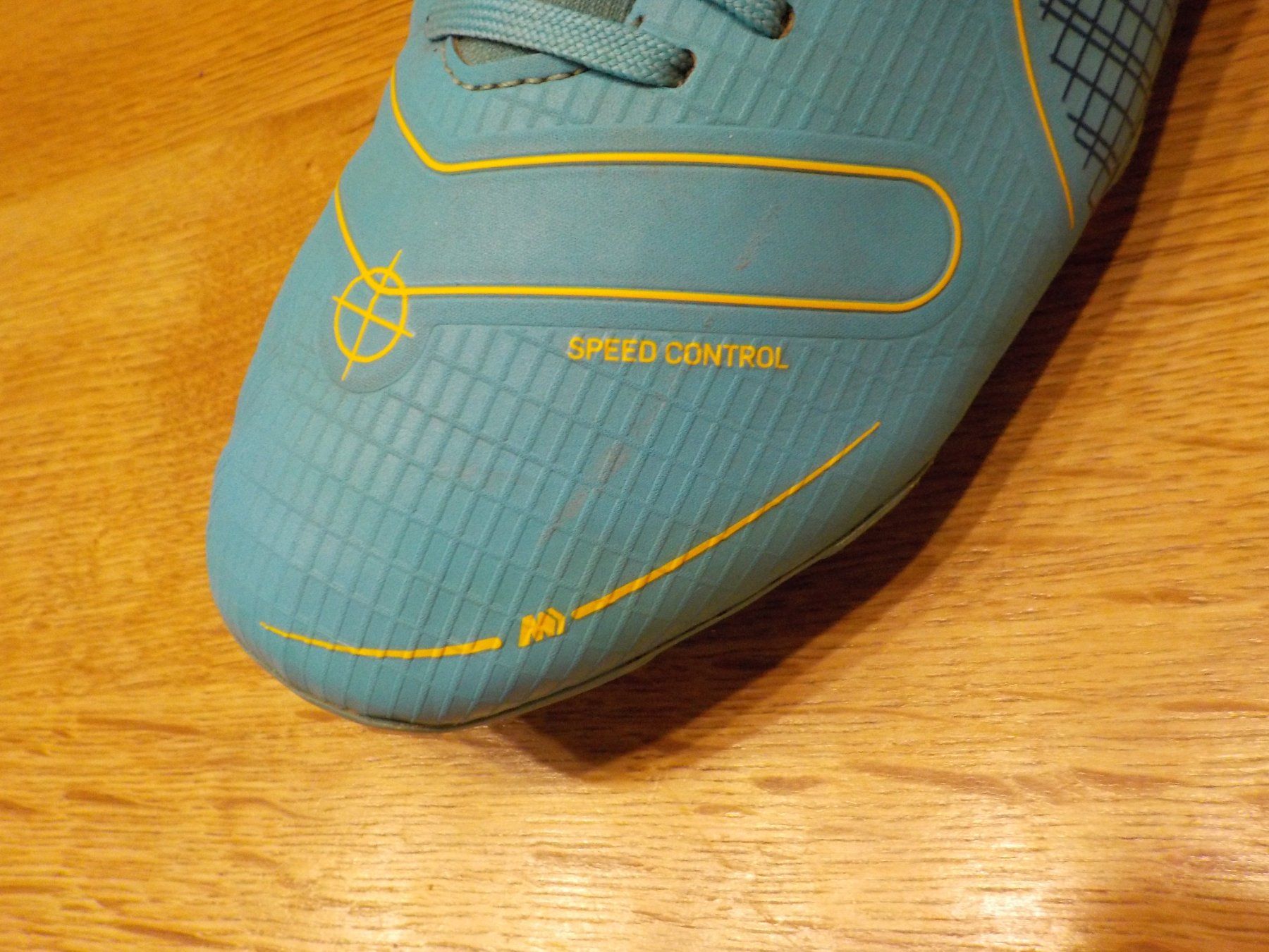 Nike Scarpe da uomo: Fussballschuh Original Nike Grösse 42.5 – Usato da Zürich venduto da piervier4 7