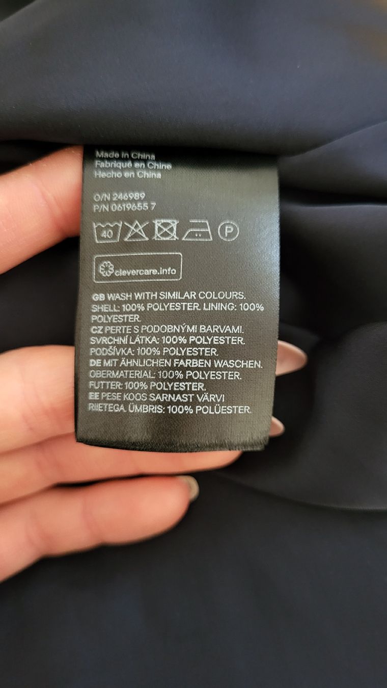 H&M Kleider: Kleid H&M dunkelblau Grösse 38 Chiffon – Gebraucht aus Steffisburg von esneusdaheime 4