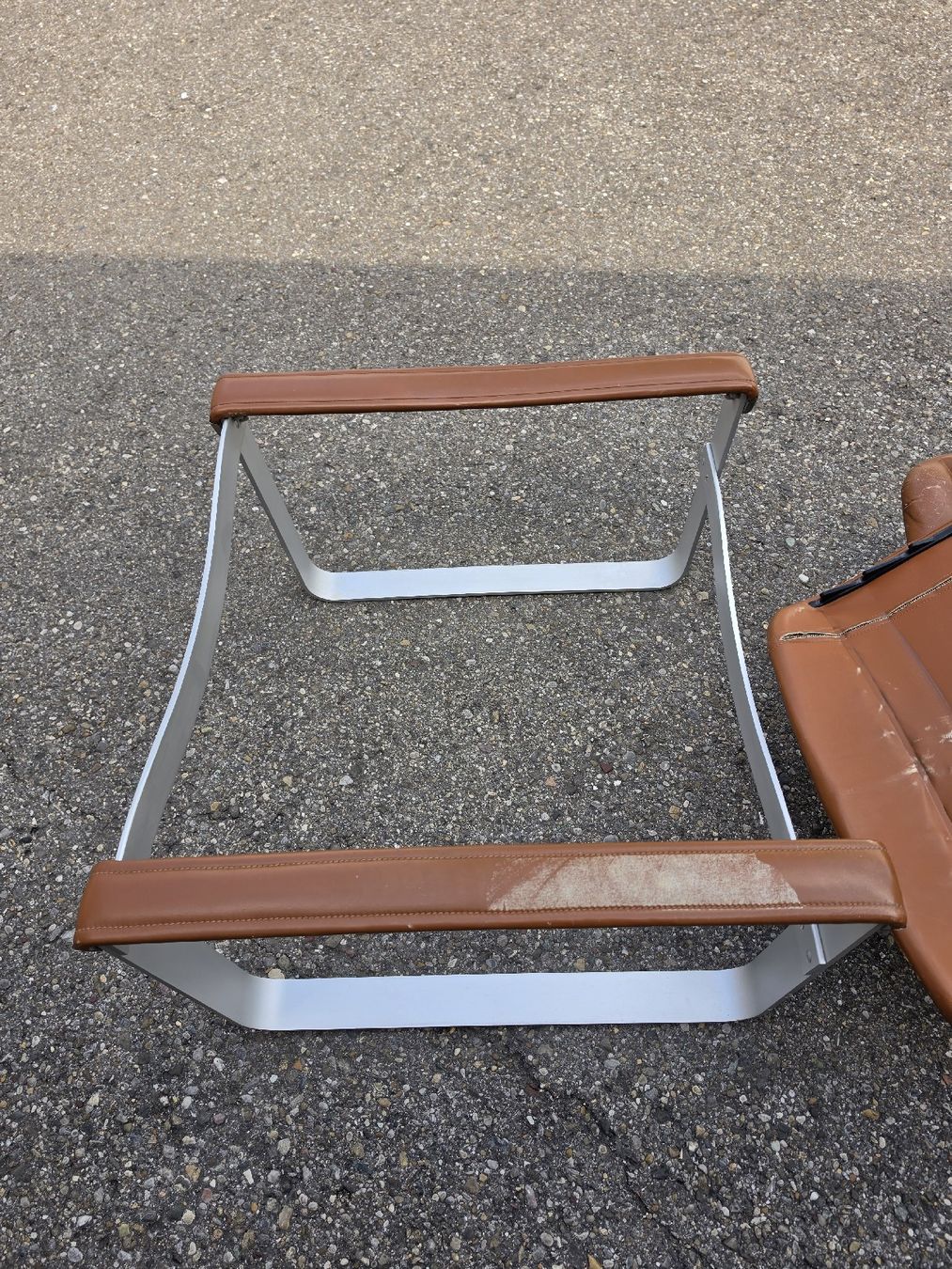Sessel: Sessel mit Hocker braun Leder ASKO Export 74 gebraucht – Gebraucht aus Mettlen von elios0888 8