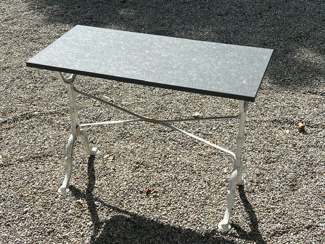 Tables: Tisch mit Granitplatte, NP Fr. 700.- – D'occasion à Winterthur par woodenhiller68 8