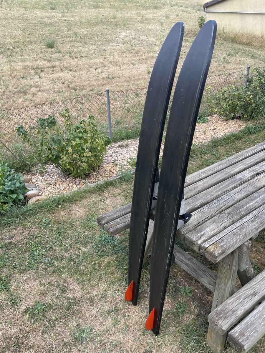 Skis: Ski nautique – Gebraucht aus Chézard-St-Martin von RePhone_ 2