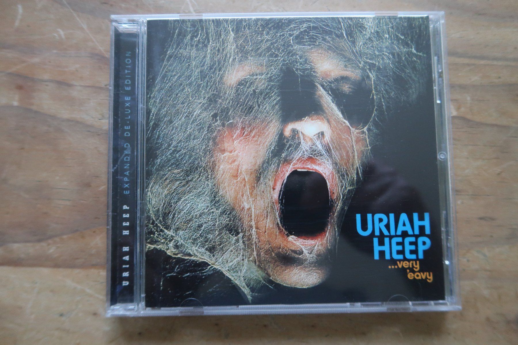 CD: URIAH HEEP - ...VERY 'EAVY ...VERY 'UMBLE - BONUS TRACKS CD – Usato da Basel venduto da Patiscat