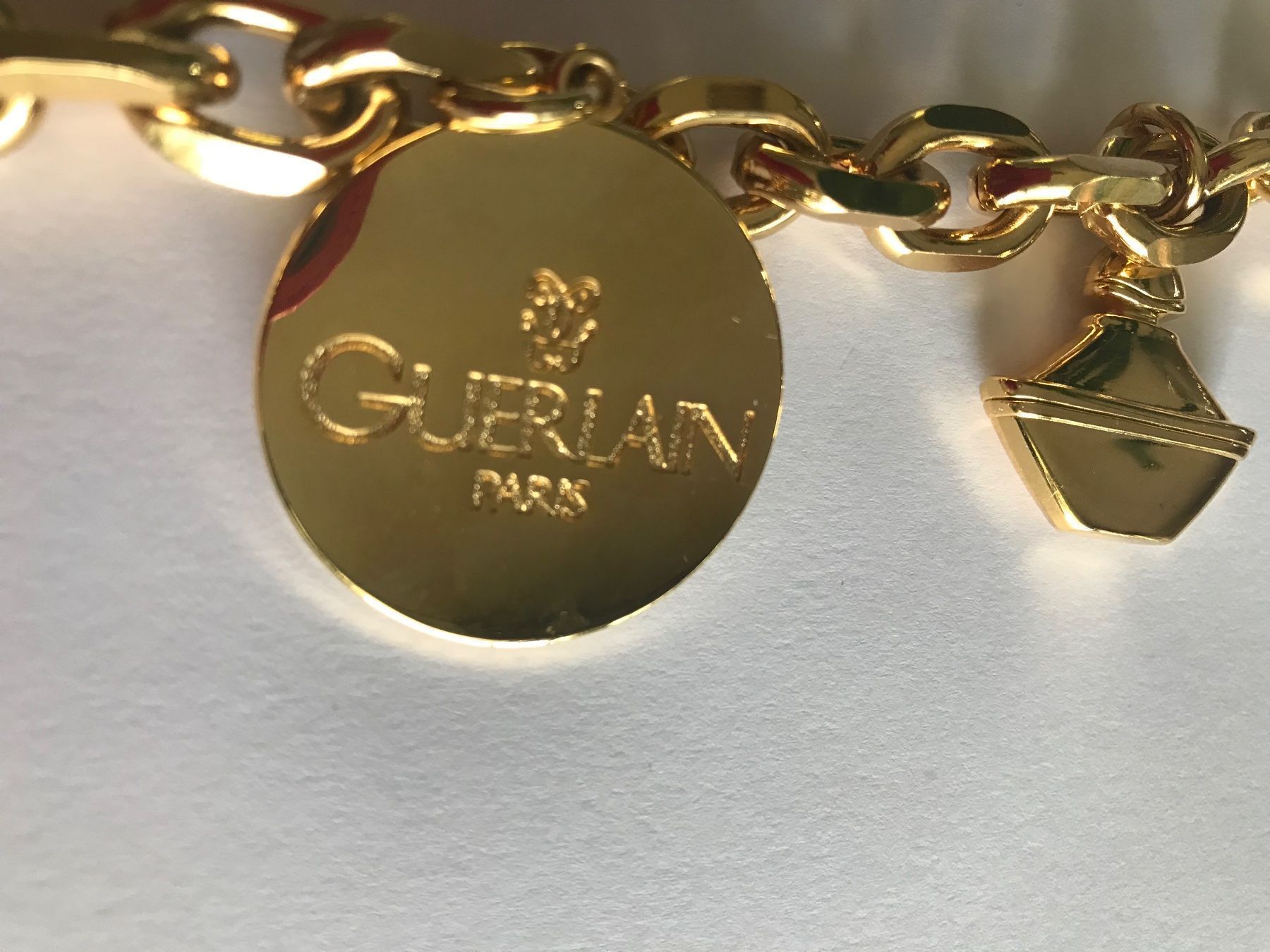 Armbänder & -reifen: Bracelet Guerlain Samsara plaqué or – Gebraucht aus Grimisuat von eliseba88 8